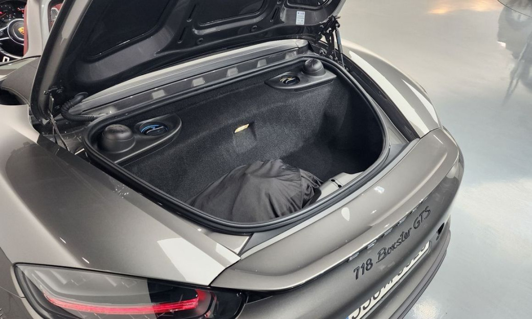 Porsche 718 4.0 GTS, 2022