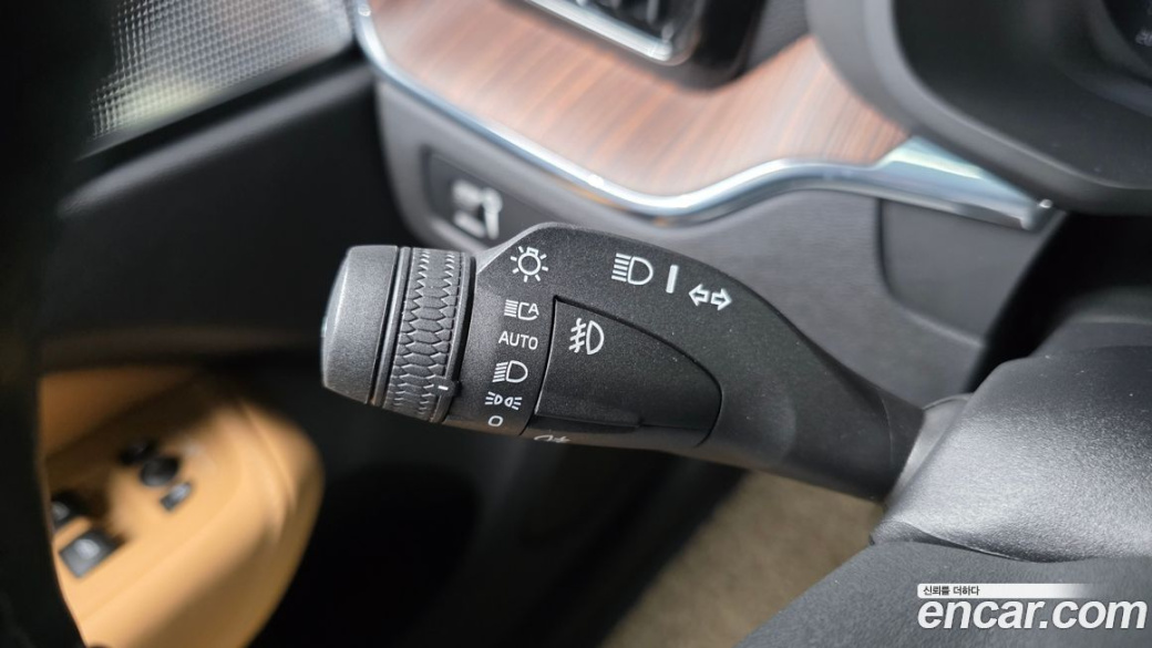 Volvo XC60 B5 Inscription, 2022