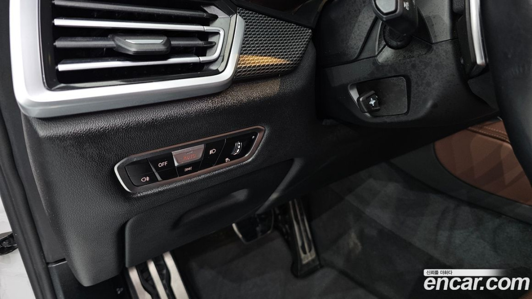 BMW X6 xDrive40i M Sport, 2022