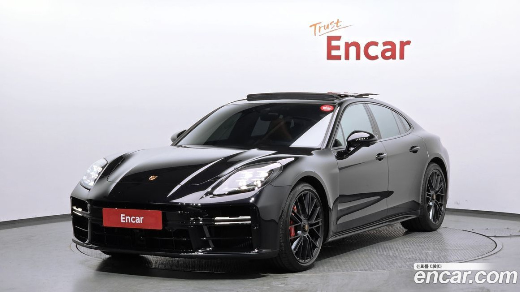 Porsche Panamera 4.0 GTS, 2025