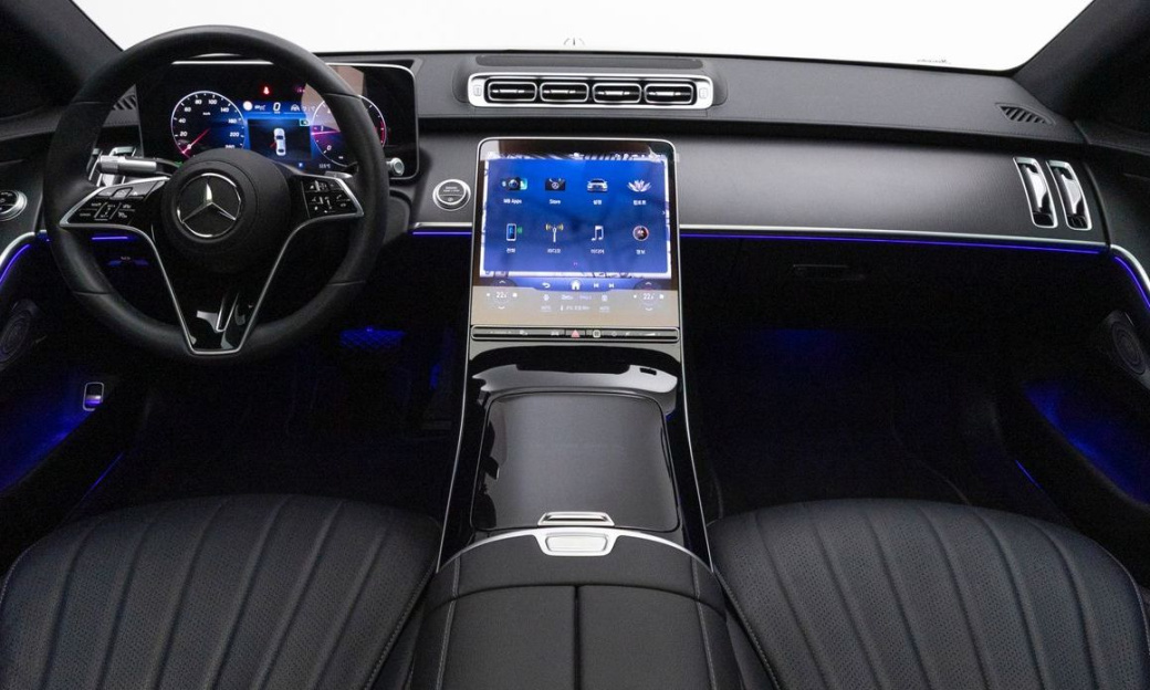 Mercedes-Benz S-Class S350 d 4MATIC, 2025