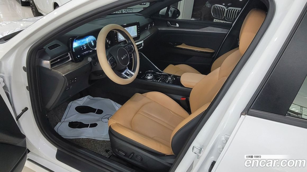 Kia K5 2.0, 2022