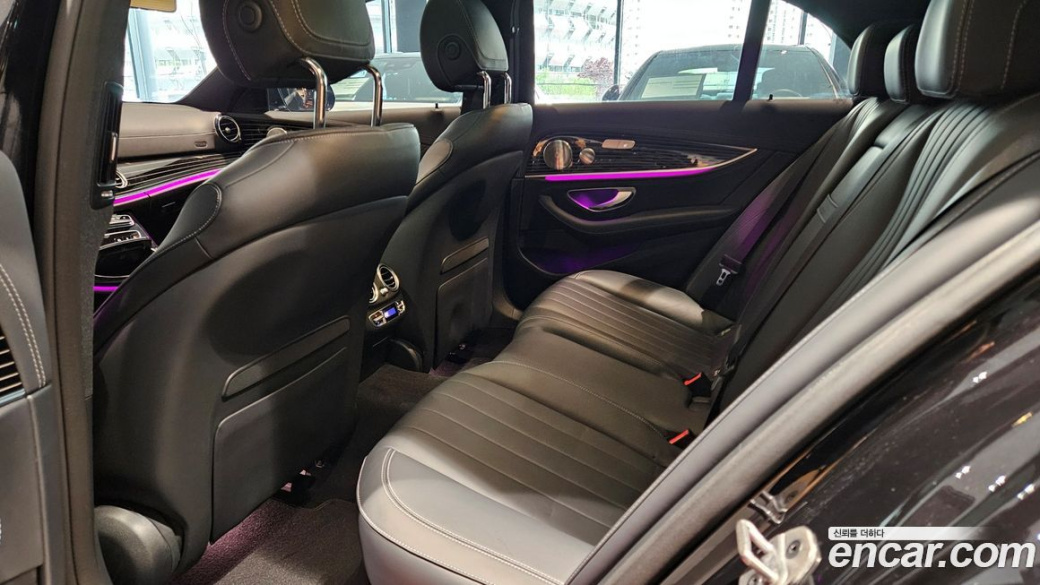 Mercedes-Benz E-Class E450 4MATIC Exclusive, 2023