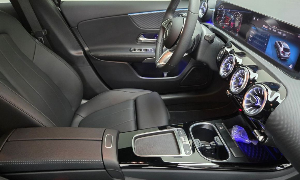 Mercedes-Benz A-Class A220 Hatchback, 2024