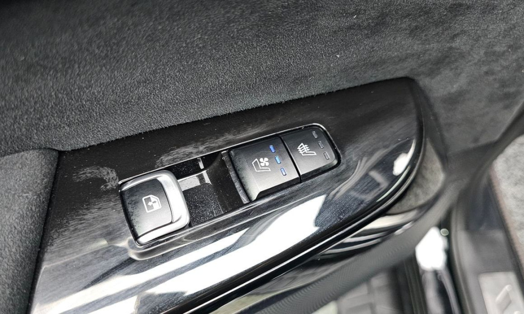 Kia Mohave Diesel 3.0 4WD 6-Seater, 2024