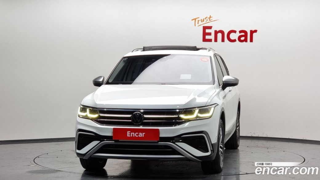 Volkswagen Tiguan 2.0 TSI Prestige, 2023