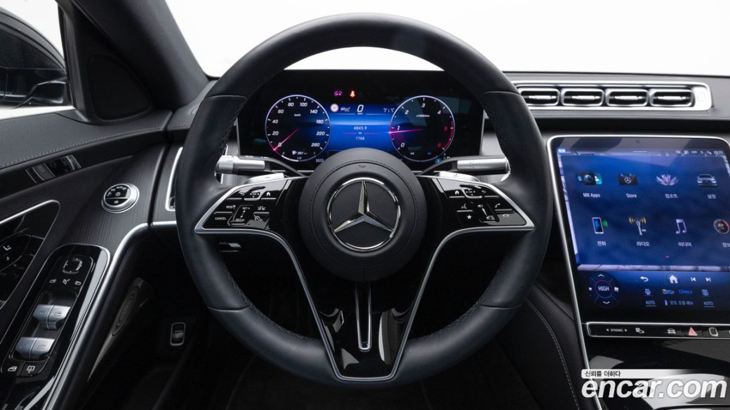 Mercedes-Benz S-Class S350 d 4MATIC, 2025