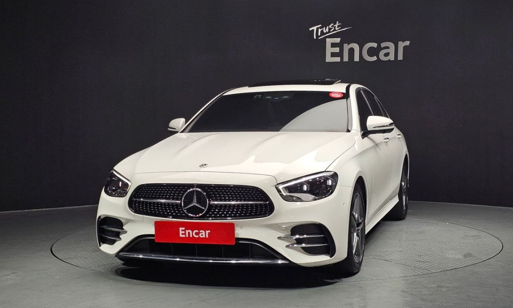 Mercedes-Benz E-Class E250 AMG Line, 2023