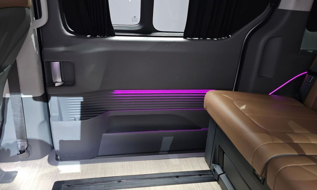 Hyundai Staria 2WD Camping Car, 2024