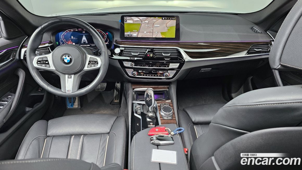 BMW 5-Series 520i M Sport, 2022