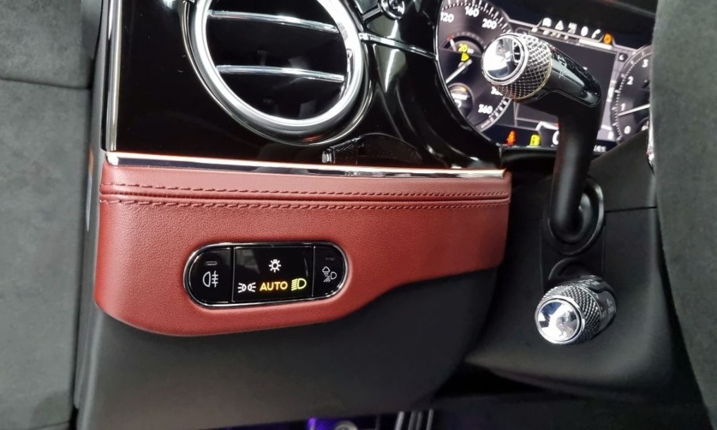 Bentley Continental 4.0 GTS, 2024