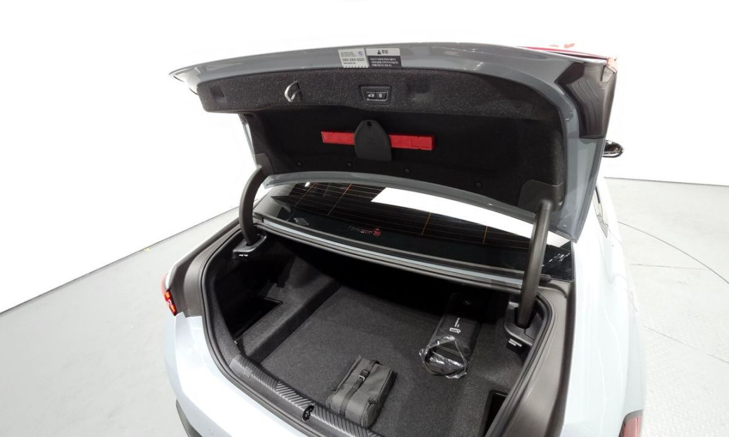 BMW 5-Series 520i M Sport, 2024
