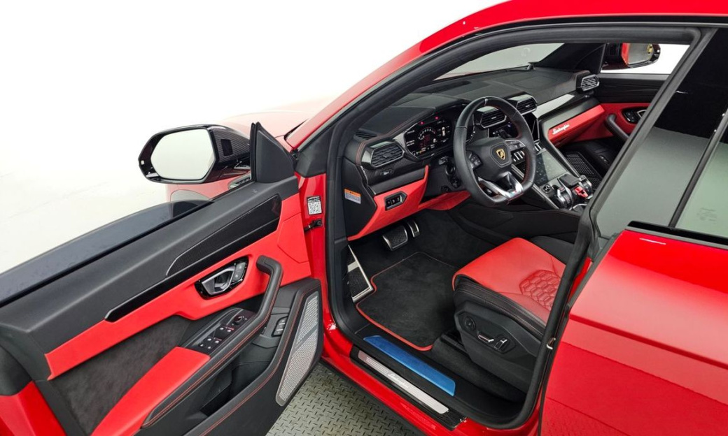 Lamborghini Urus 4.0 V8, 2022