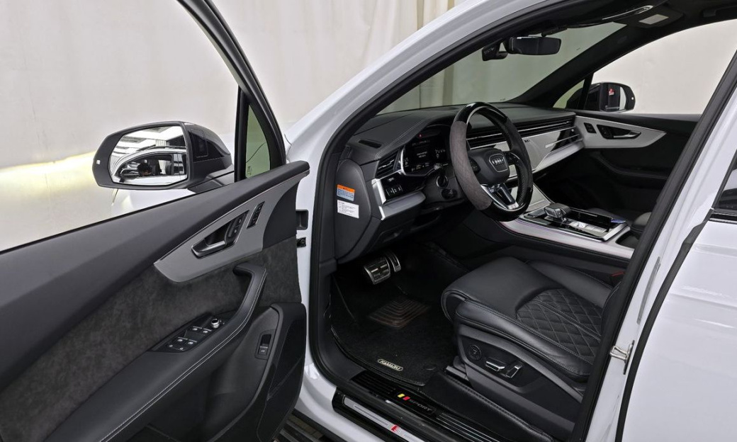 Audi Q7 55 TFSI Quattro Premium, 2022
