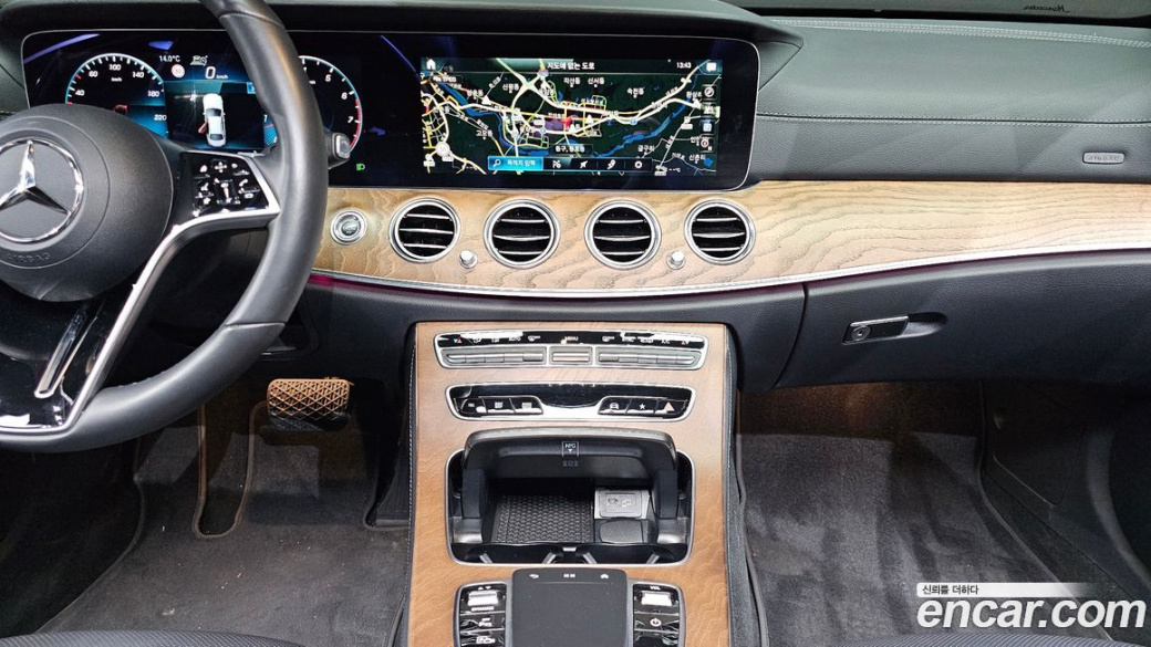 Mercedes-Benz E-Class E250 Exclusive, 2023