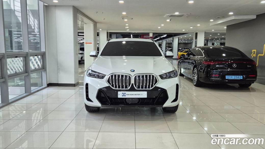 BMW X6 xDrive40i M Sport, 2025