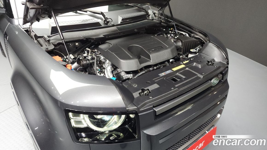 Land Rover Defender 130 P400 Outbound, 2024