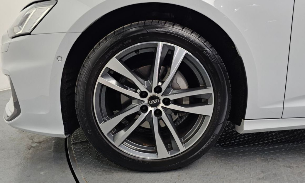 Audi A6 40 TDI Premium, 2022