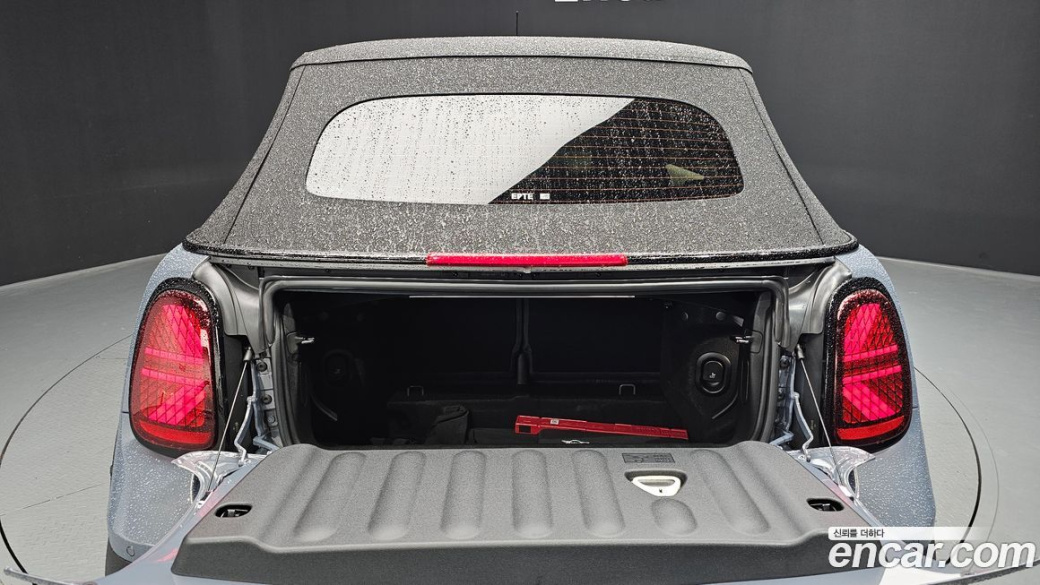 Mini Cooper Convertible Favoured, 2025