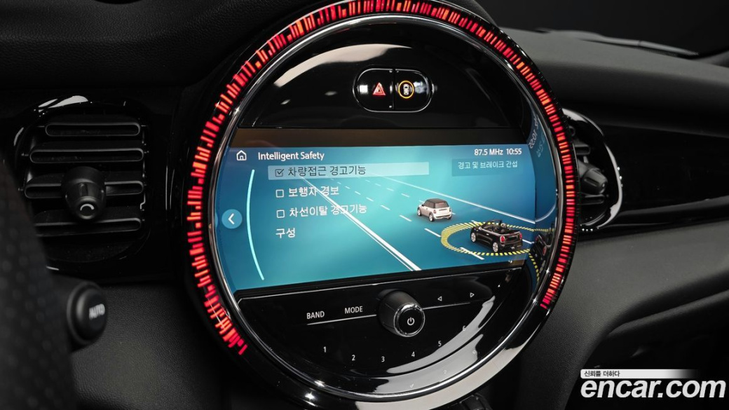 Mini Cooper Convertible JCW, 2024
