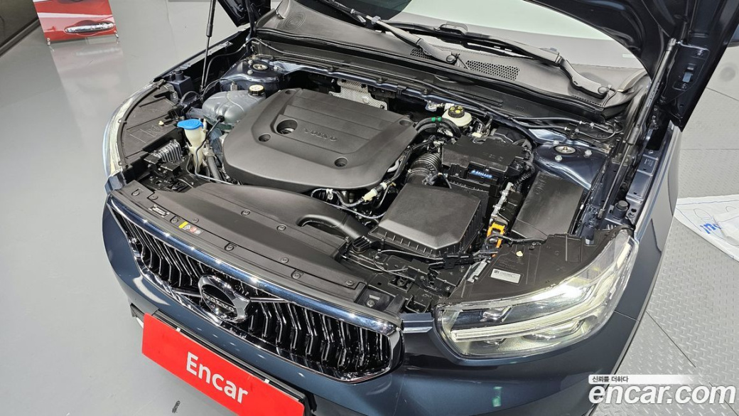 Volvo XC40 B4 Inscription, 2022