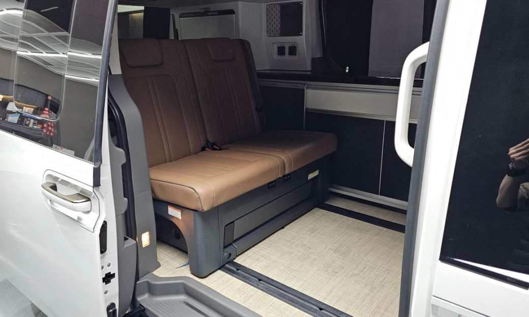 Hyundai Staria 2WD Camping Car, 2024