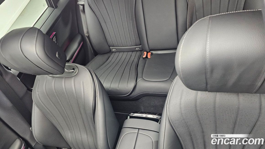 Mercedes-Benz S-Class S350 d 4MATIC, 2025