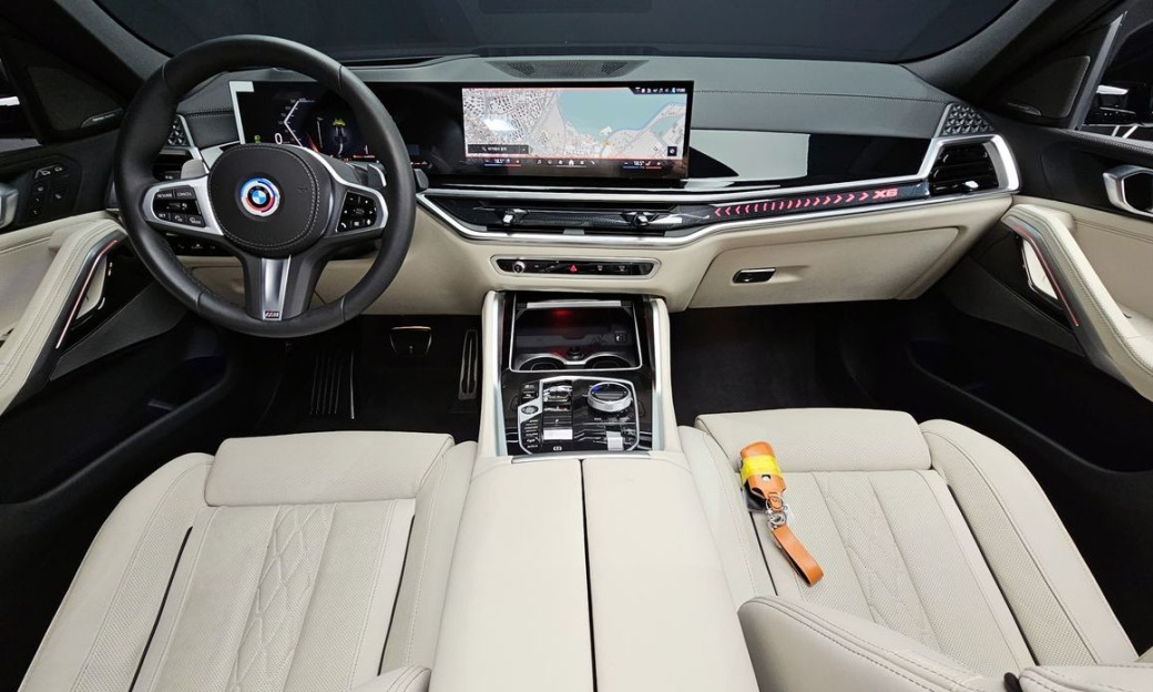 BMW X6 xDrive40i M Sport, 2025