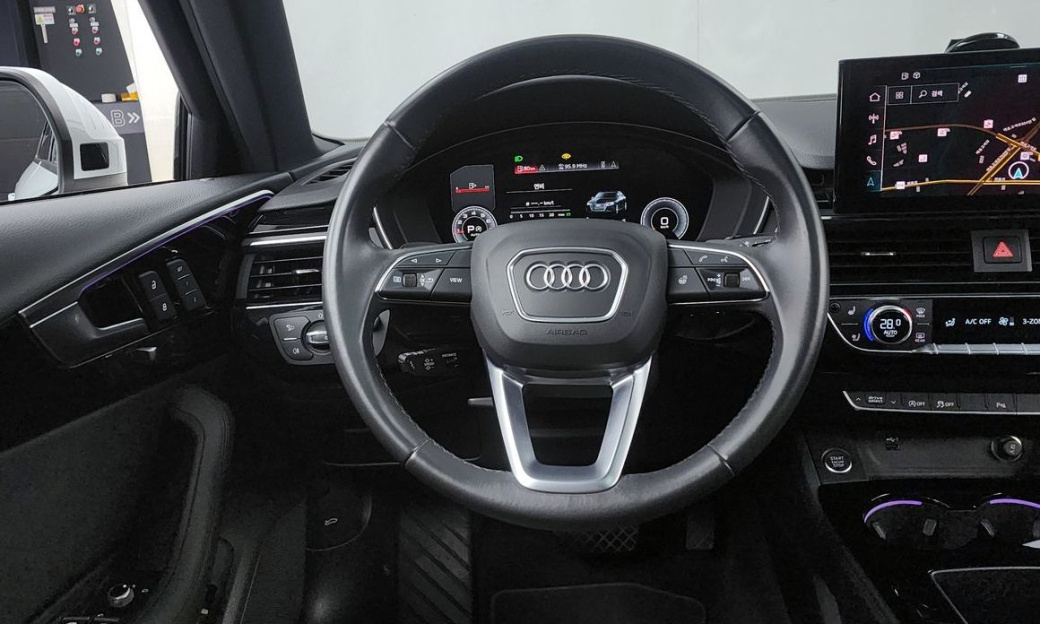 Audi A4 45 TFSI Quattro Premium, 2021