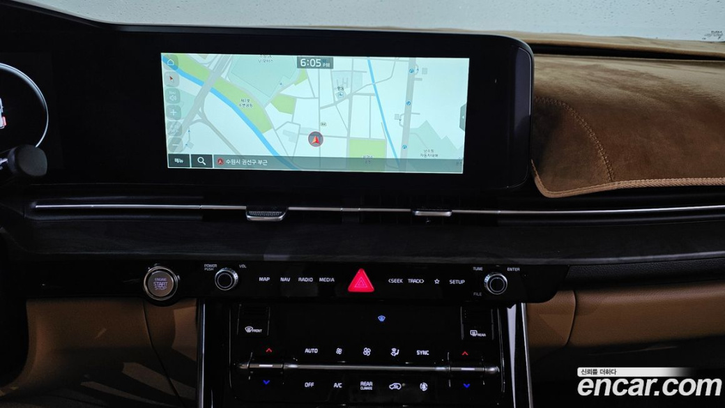 Kia Carnival 7-Seater Signature, 2023