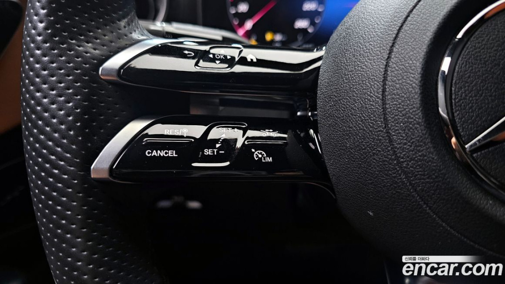 Mercedes-Benz C-Class C300 4MATIC AMG Line, 2023