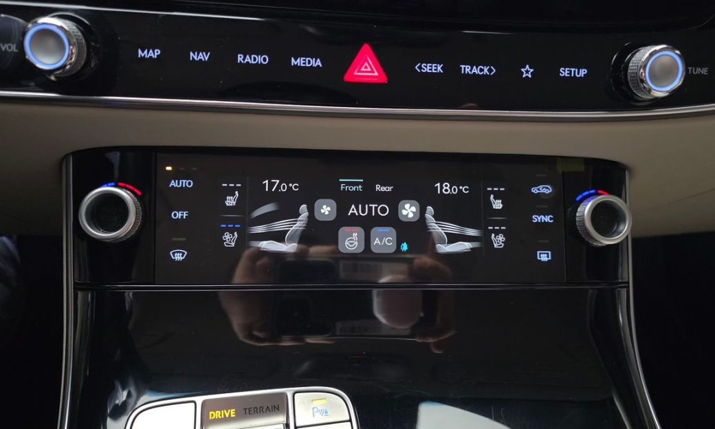 Genesis GV70 2.5T Gasoline AWD, 2025