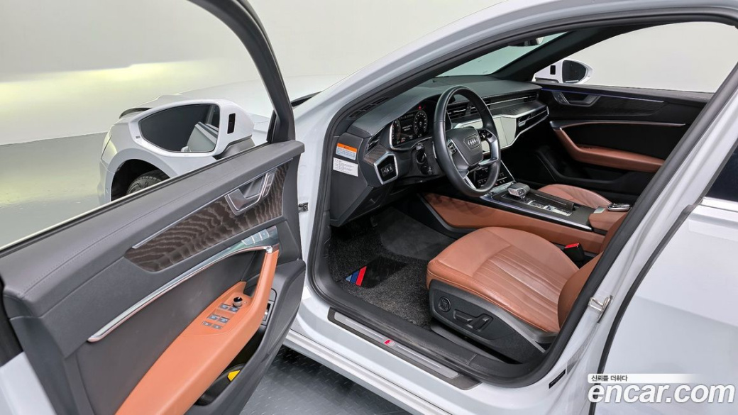 Audi A6 45 TFSI Premium, 2023