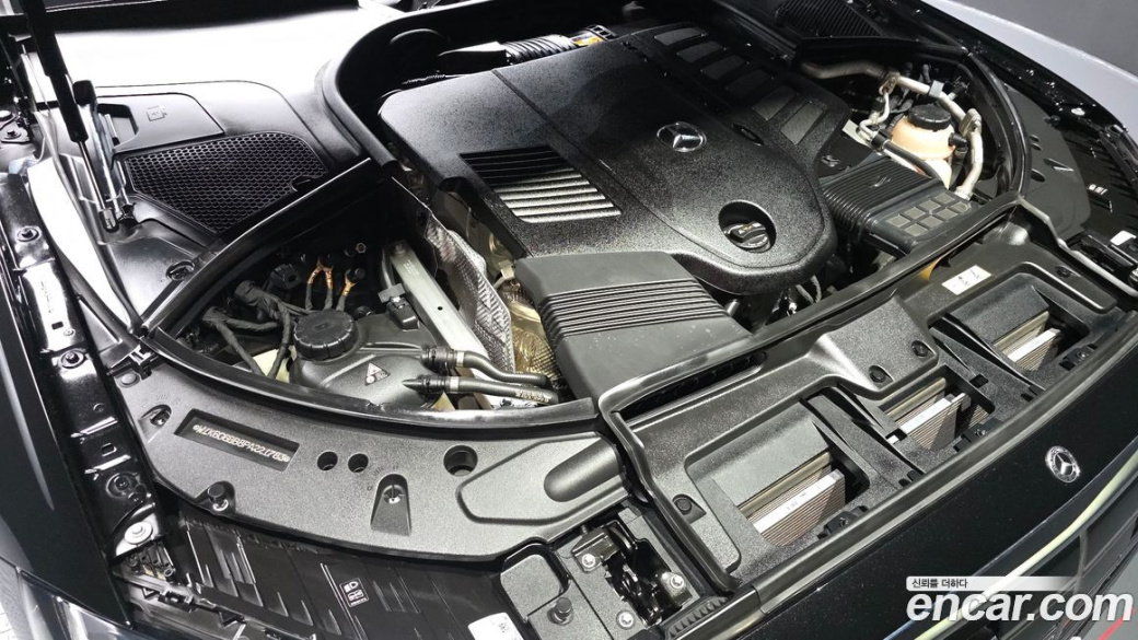 Mercedes-Benz S-Class S450L 4MATIC, 2023