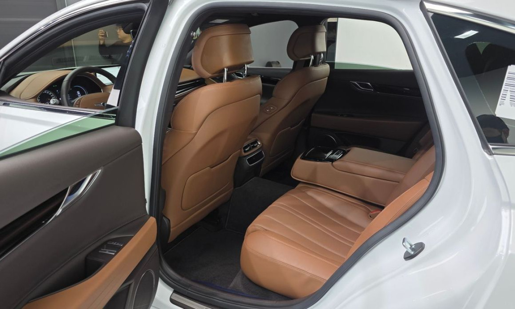 Genesis G80 Gasoline 2.5 Turbo 2WD, 2024