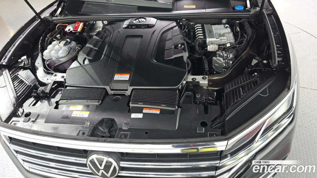 Volkswagen Touareg 3.0 TDI Prestige, 2023