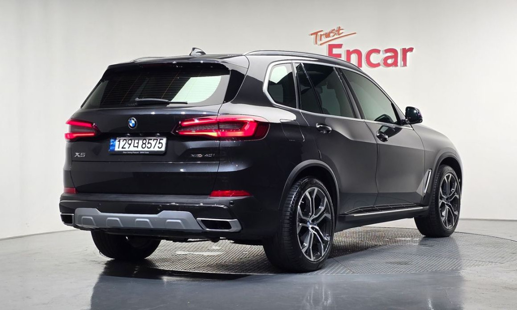 BMW X5 xDrive 40i xLine, 2022