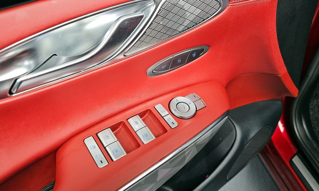 Genesis GV70 2.5T Gasoline 2WD, 2023