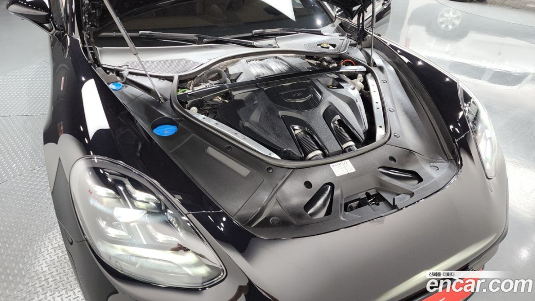Porsche Panamera 2.9 AWD Platinum Edition, 2024