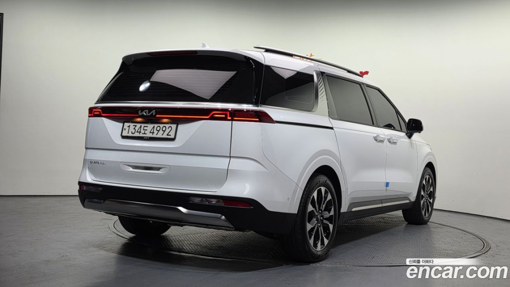Kia Carnival 9-Seater Noblesse, 2023