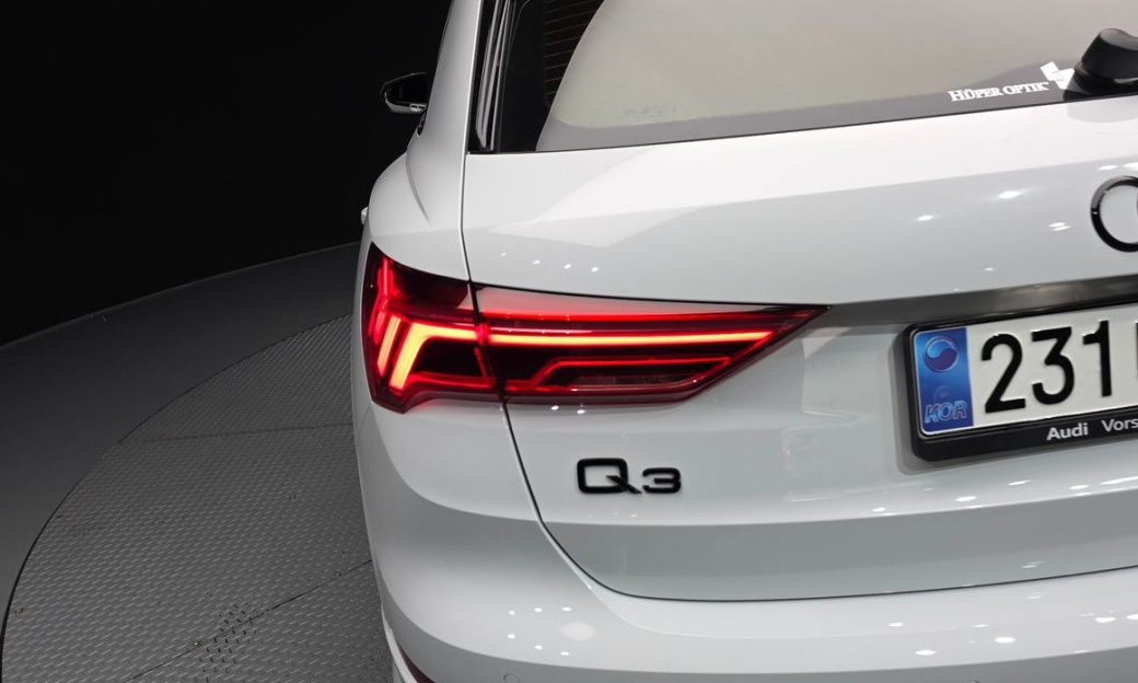 Audi Q3 35 TDI Premium, 2025