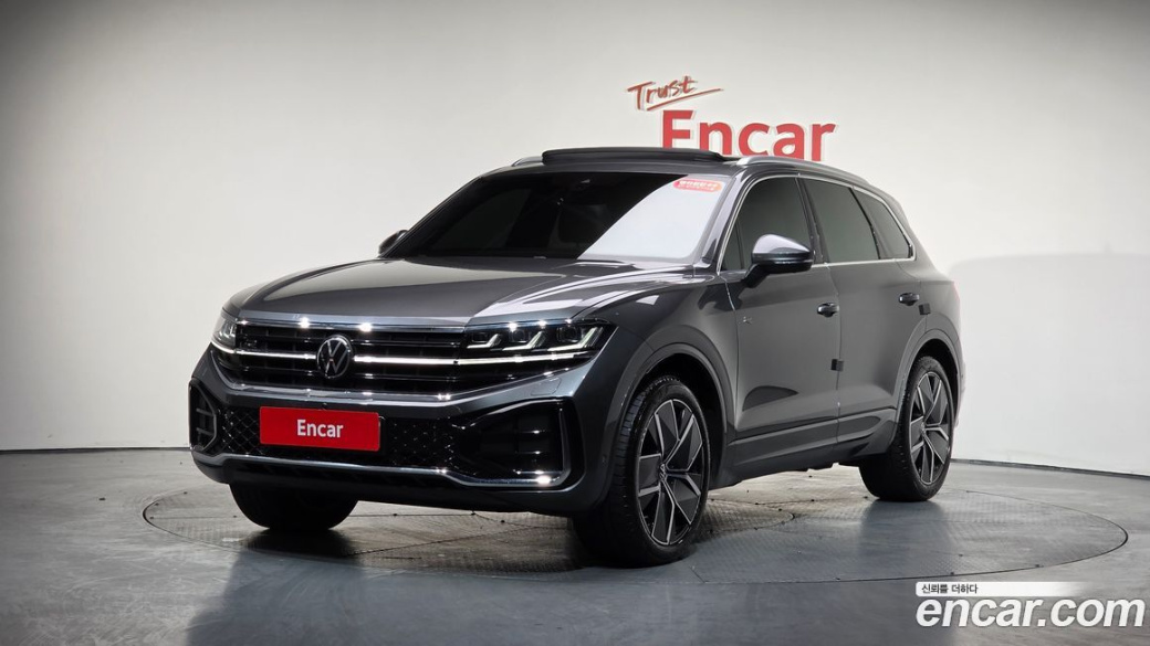 Volkswagen Touareg 3.0 TDI R-Line, 2024