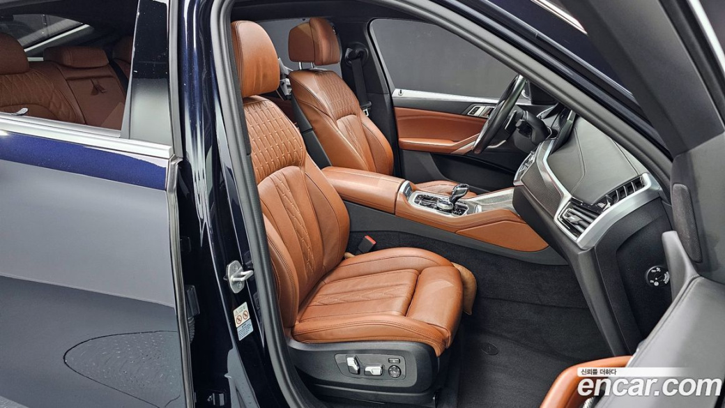 BMW X6 xDrive40i M Sport, 2022