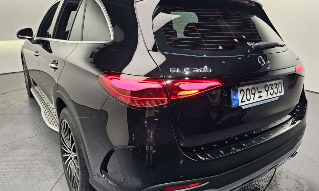 Mercedes-Benz GLC-Class GLC300 4MATIC AMG Line, 2024