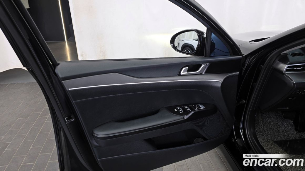 Kia K5 2.0, 2023