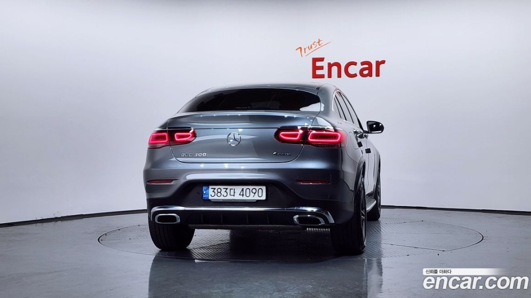 Mercedes-Benz GLC-Class GCL300 4MATIC Coupe, 2022