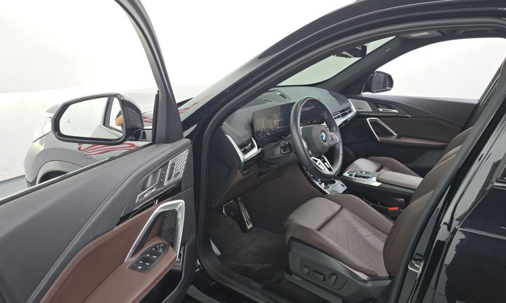 BMW X1 xDrive 20i M Sport, 2024