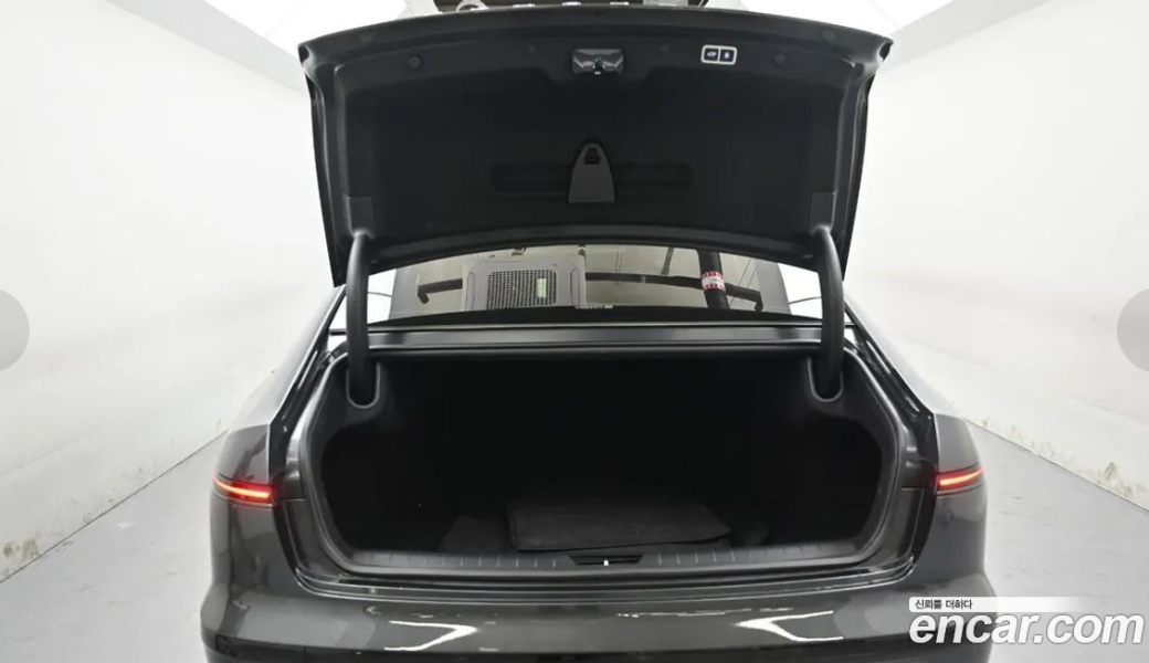 Hyundai Grandeur 2,5 Gasoline 2WD, 2023