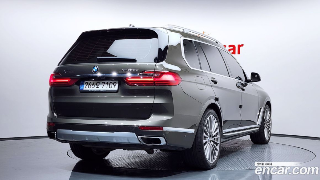 BMW X7 xDrive 40d Design Pure Excellence 7-Seater, 2022
