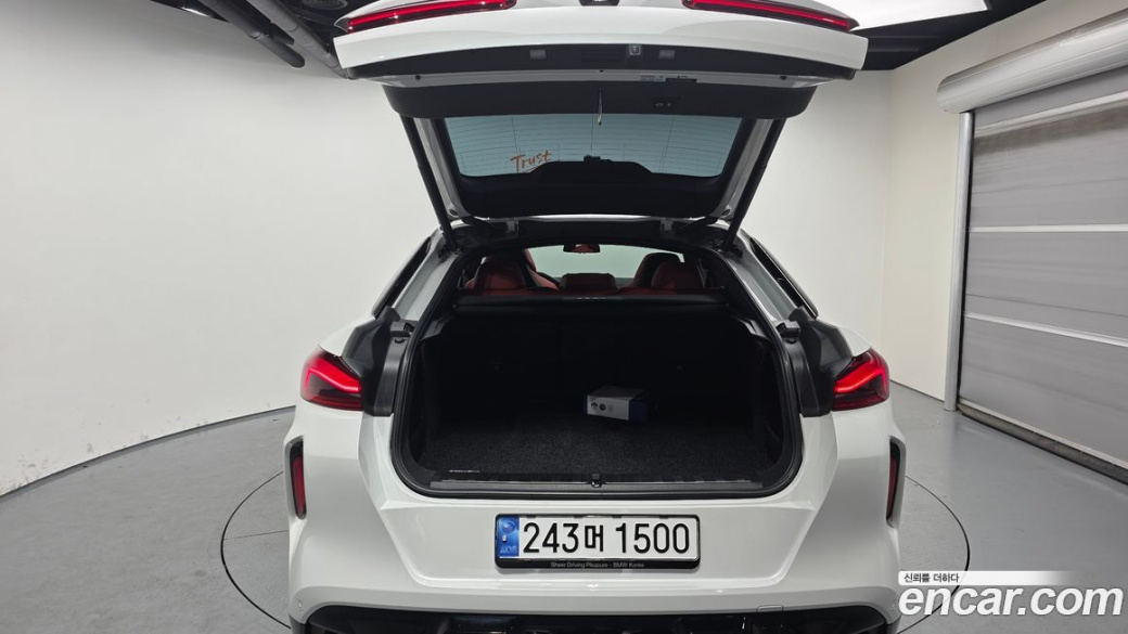 BMW X6M 4.4 Competition, 2022